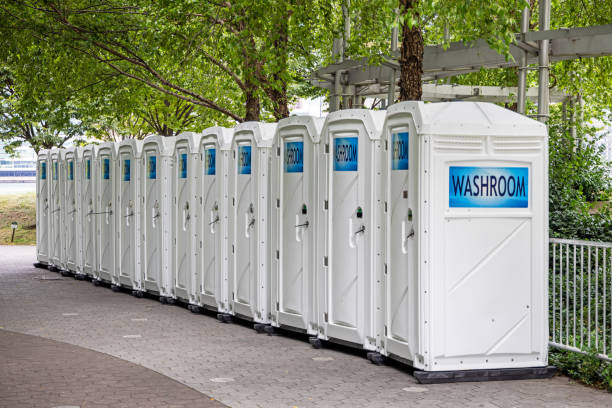 Best Porta potty rental near me  in Easley, SC